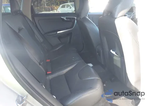 2015 Volvo Xc60 T5/T5 Premier from USA, damaged, VIN YV4612RK0F2686932